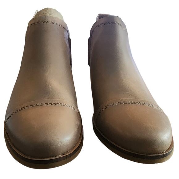 TOMS Women's Reese Bootie in Taupe Grey, Size W7 - $89.99 MSRP - Picture 3 of 8